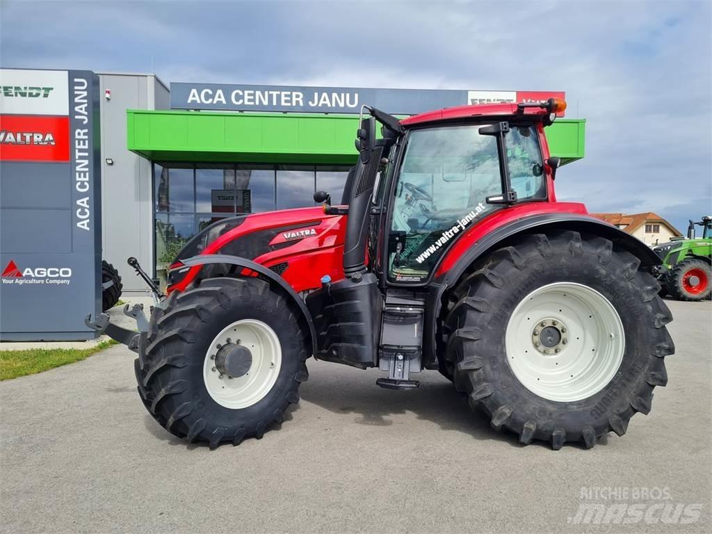 Valtra T 214 Direct 트랙터