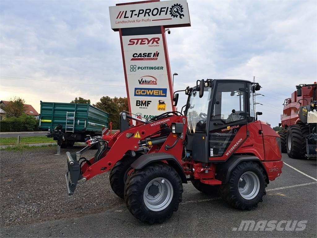 Weidemann 1390 프론트 로더 및 굴착기