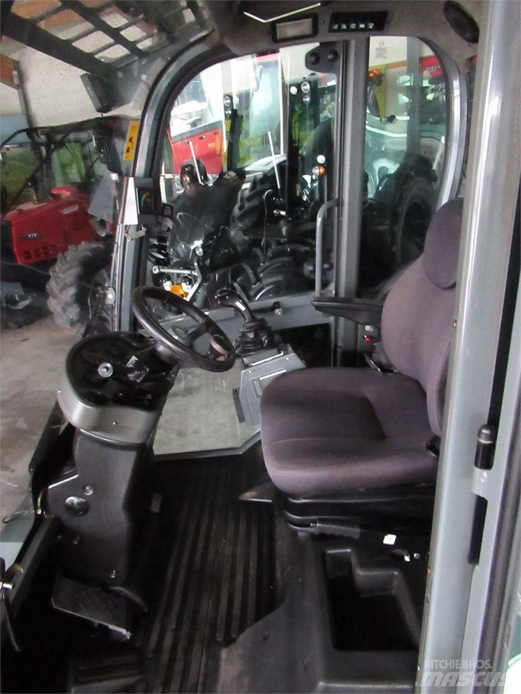 Weidemann 3070 CX60 프론트 로더 및 굴착기