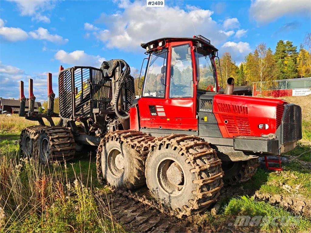 Komatsu 895 원목 포워더