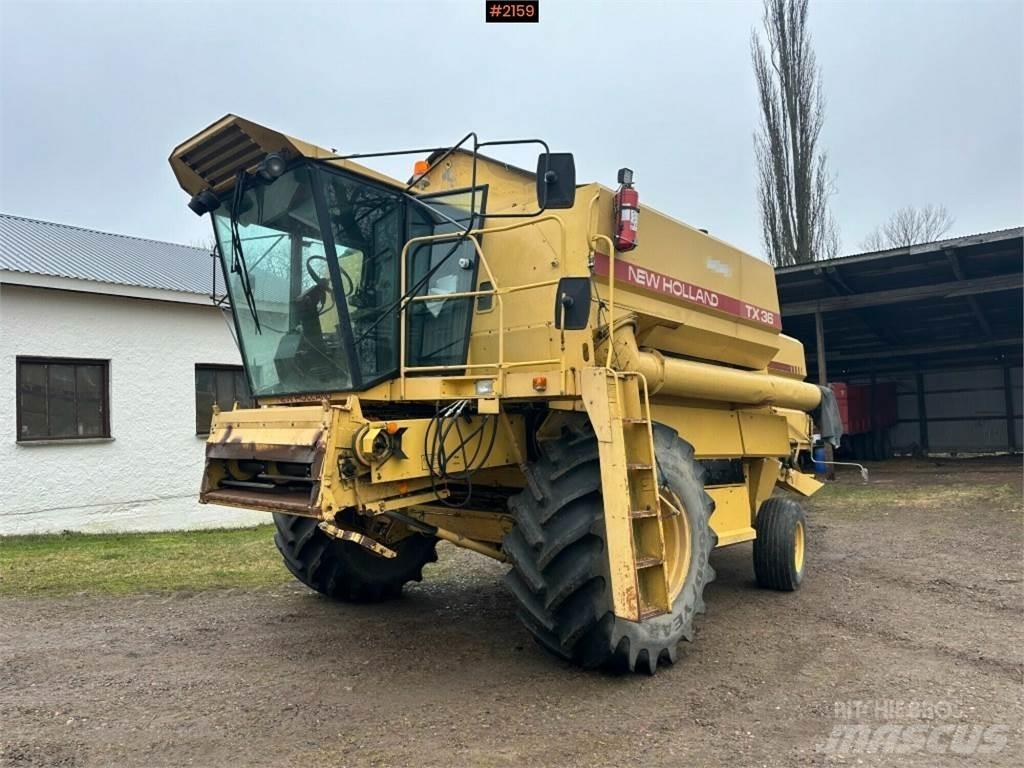 New Holland TX36 콤바인 수확기