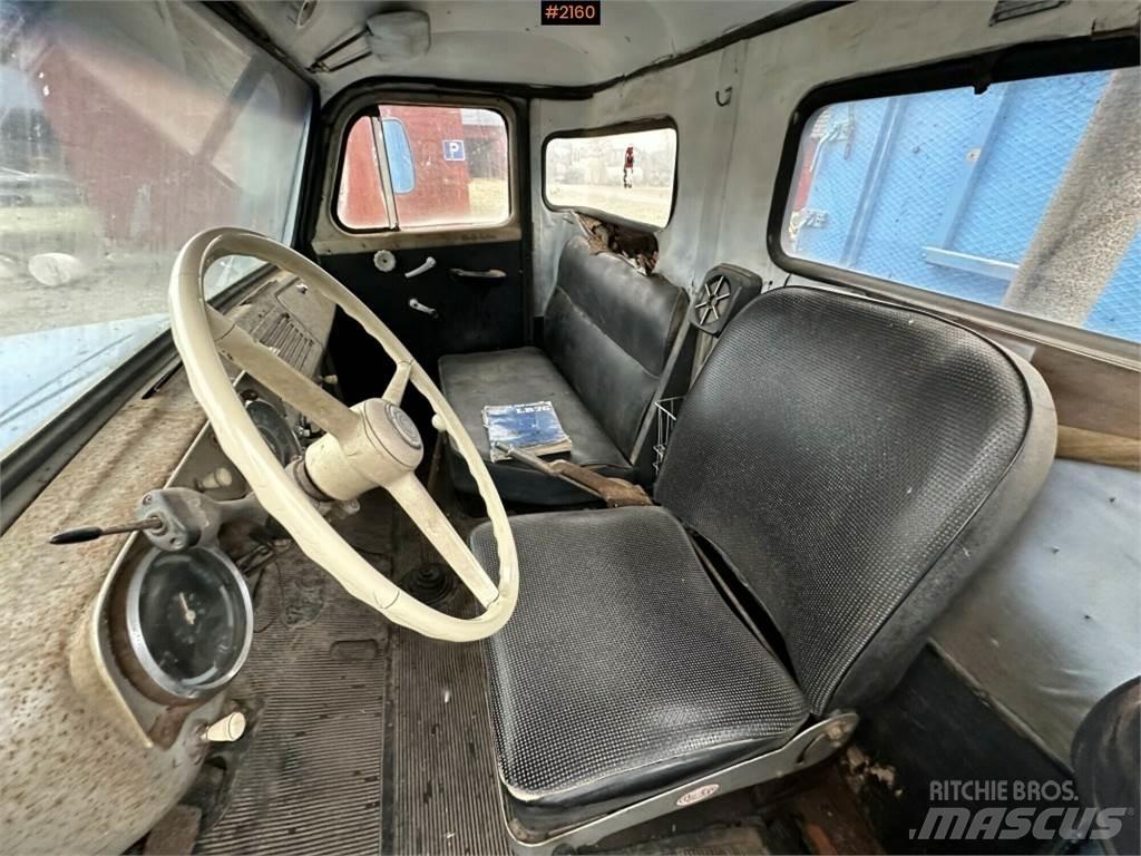 Scania L76 플랫베드/드롭사이드 트럭
