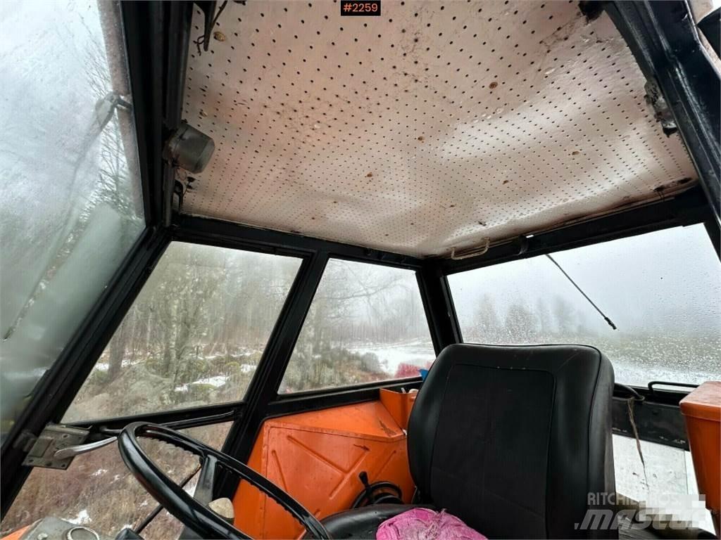Ursus 385 트랙터