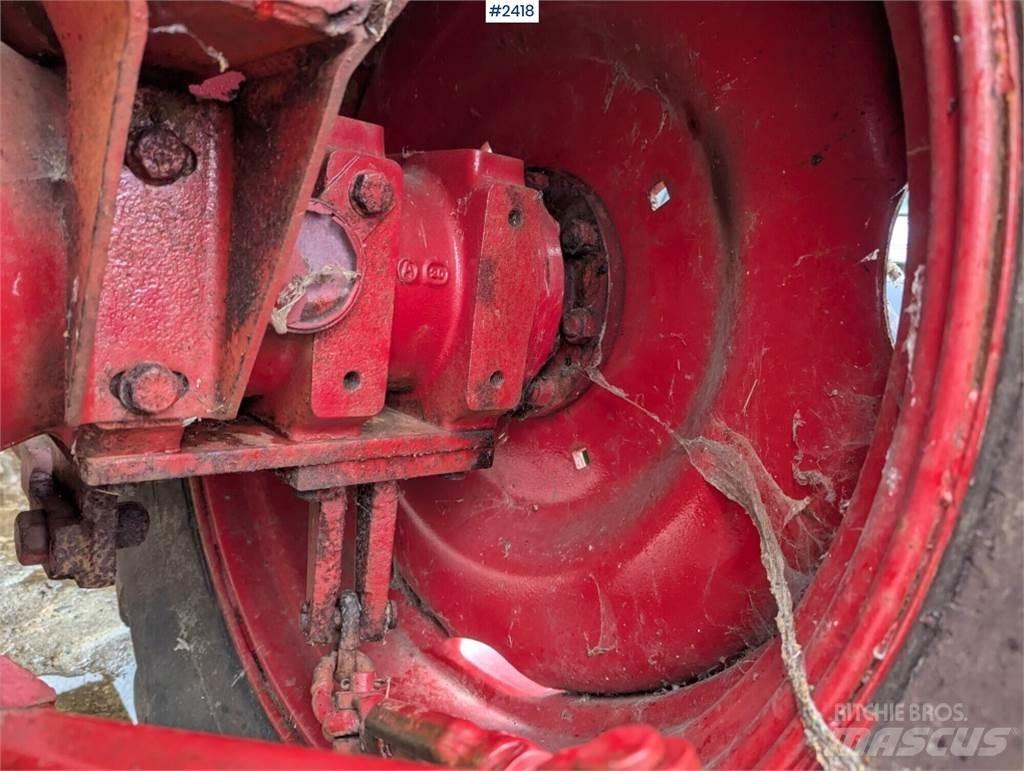 Volvo BM T650 트랙터