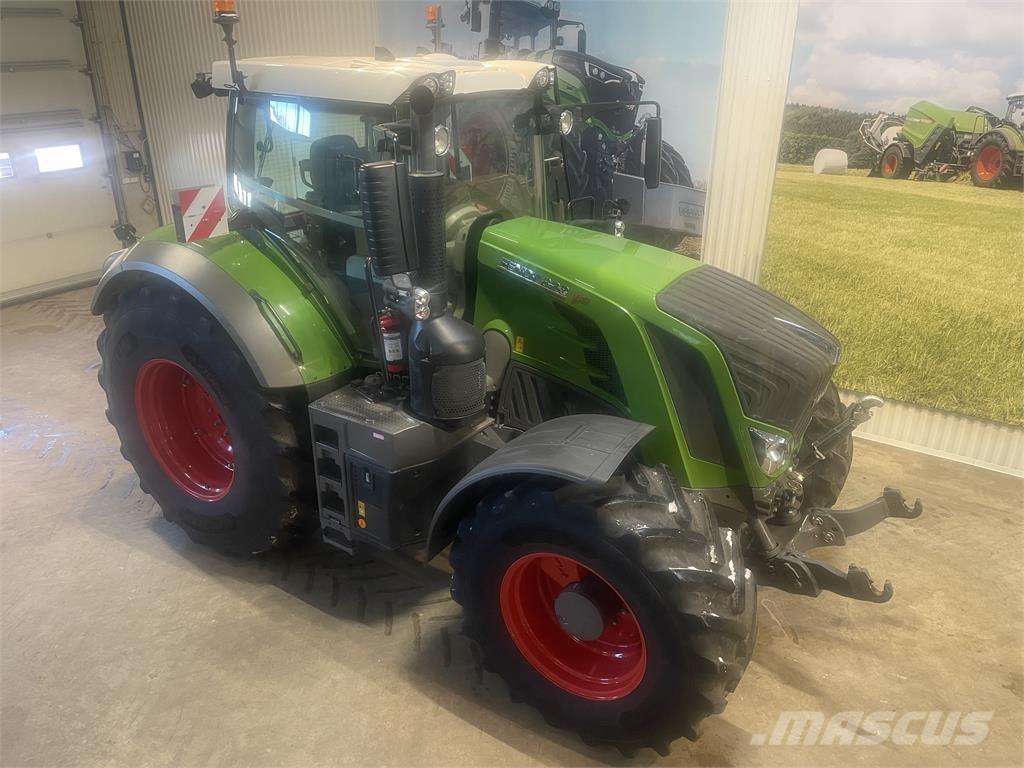 Fendt 828 트랙터