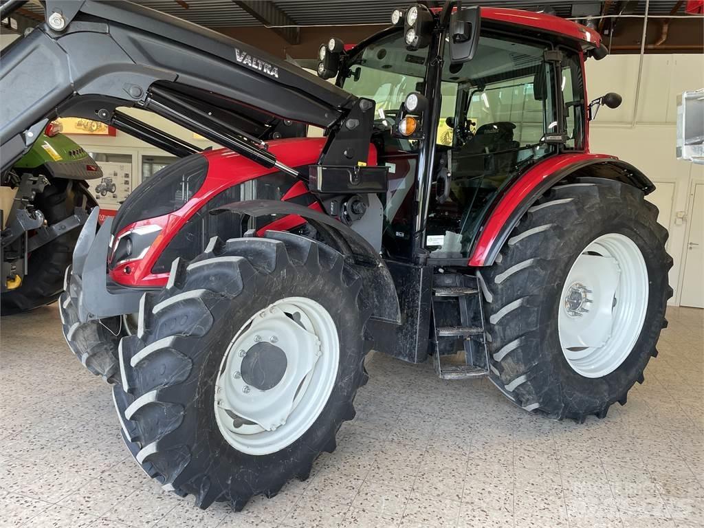 Valtra 135LH 트랙터