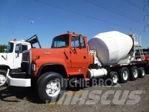 Ford LT9000 기타 트럭