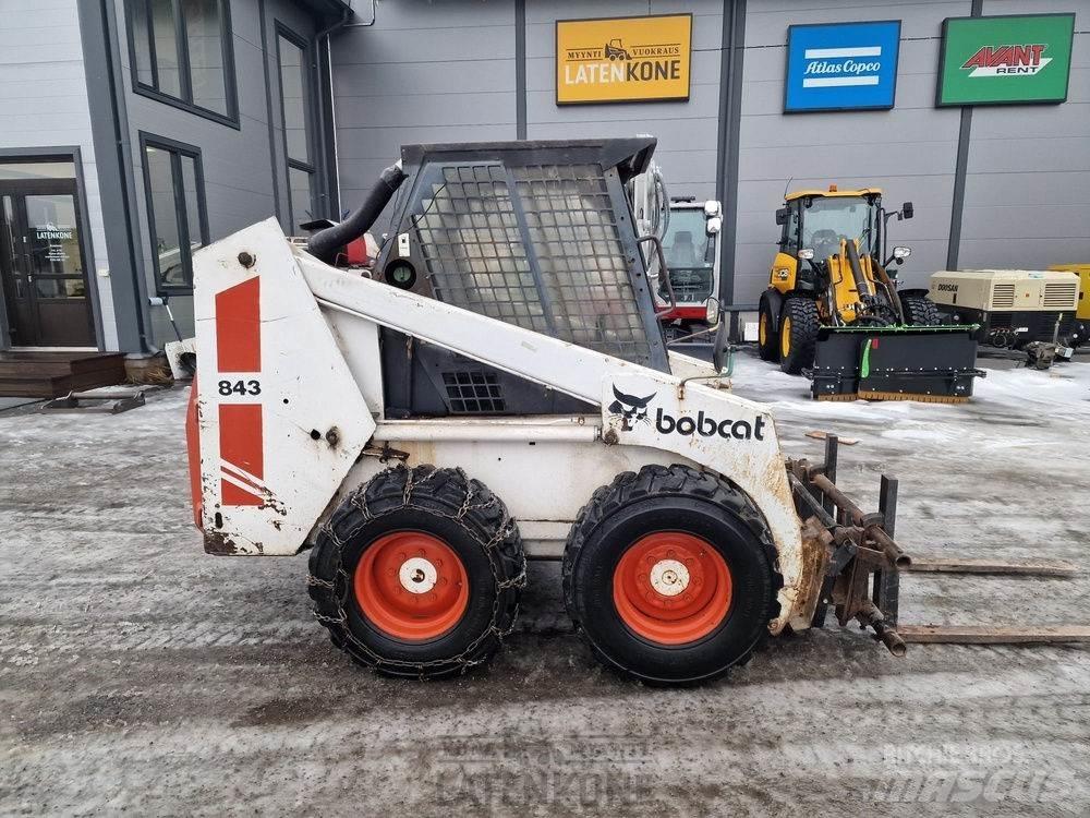 Bobcat 843  스키드로더