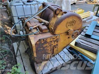 Carco J-120 마스트