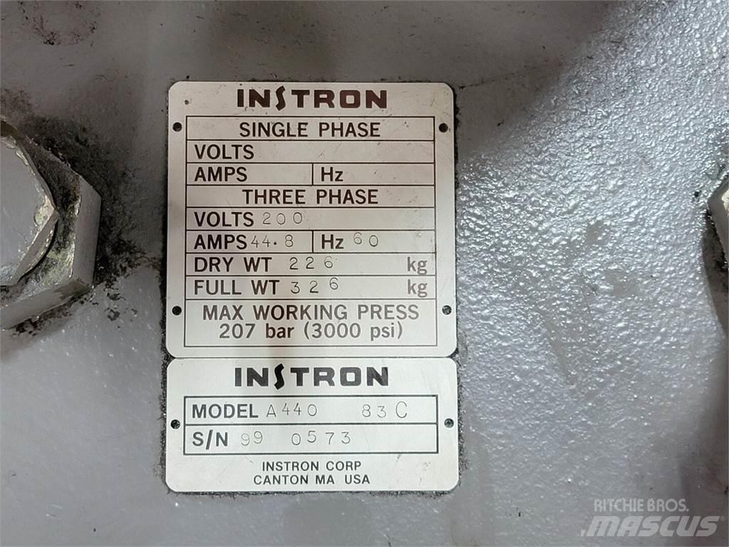  INSTRON A440 83C 폐기물 펌프