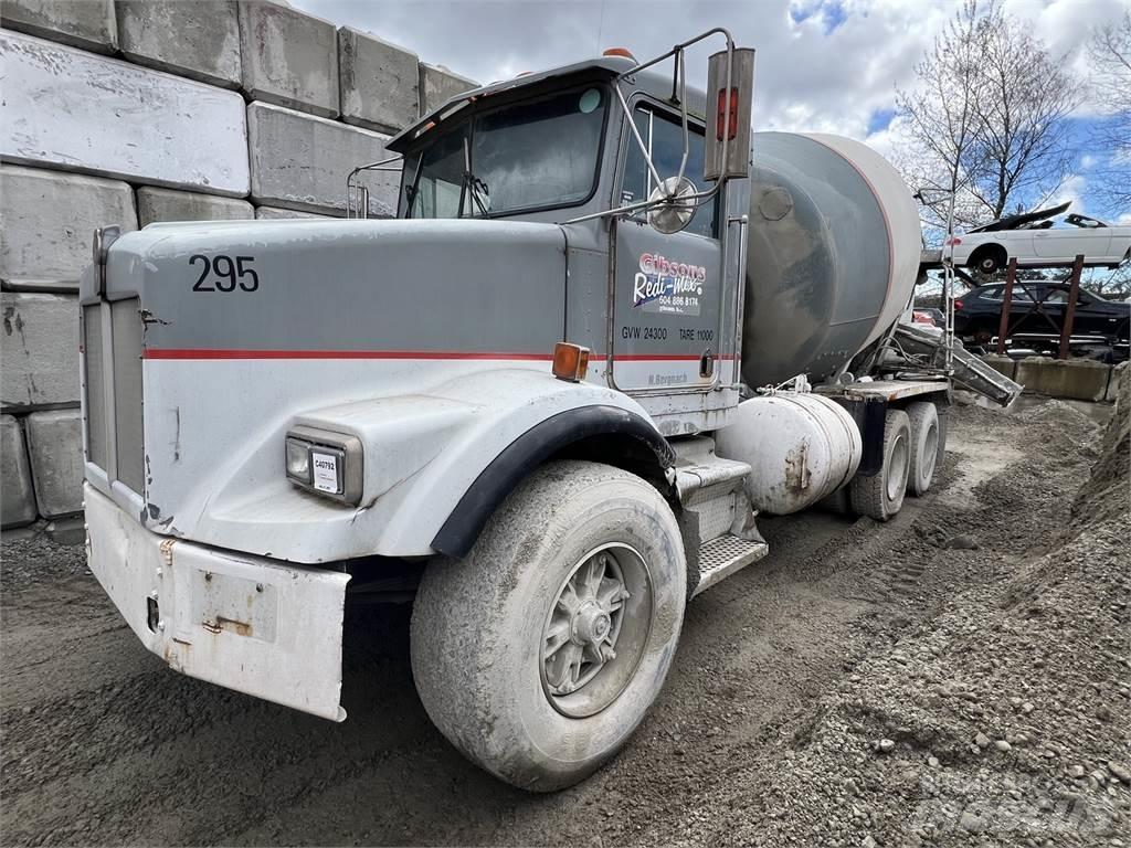 Kenworth  다목적 장비