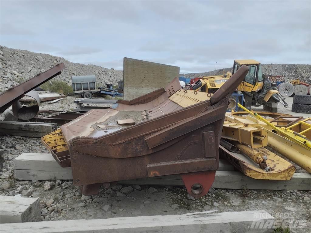 Komatsu D375 휠 도저
