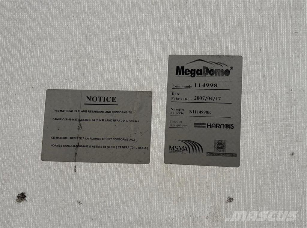  MEGADOME 철골 건물