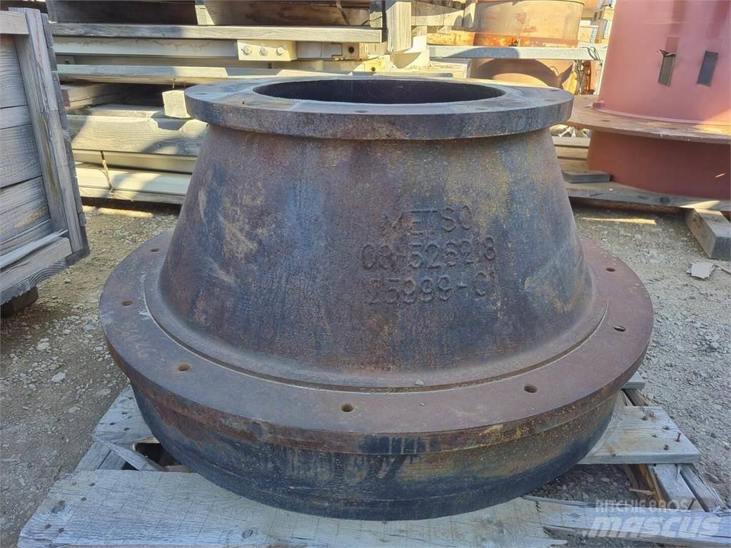 Metso 08-526218 크러셔