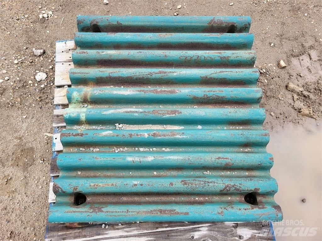 Metso 814328795900 크러셔