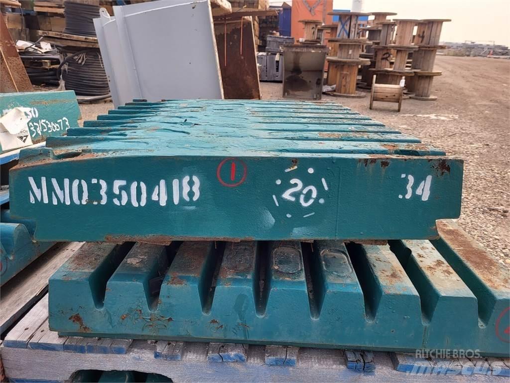 Metso MM0350418 크러셔