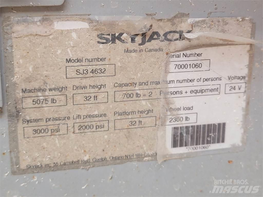 SkyJack SJ3 4632 가위형 리프트