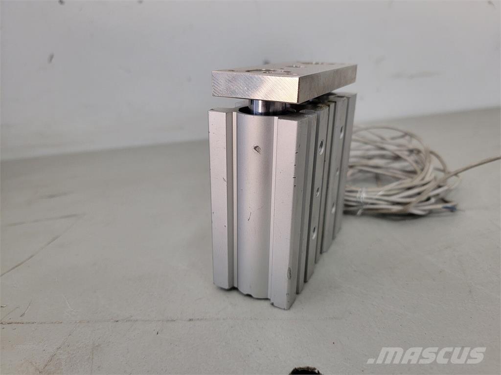 SMC MGPM25-50-Z73L 운송 장비 - 기타