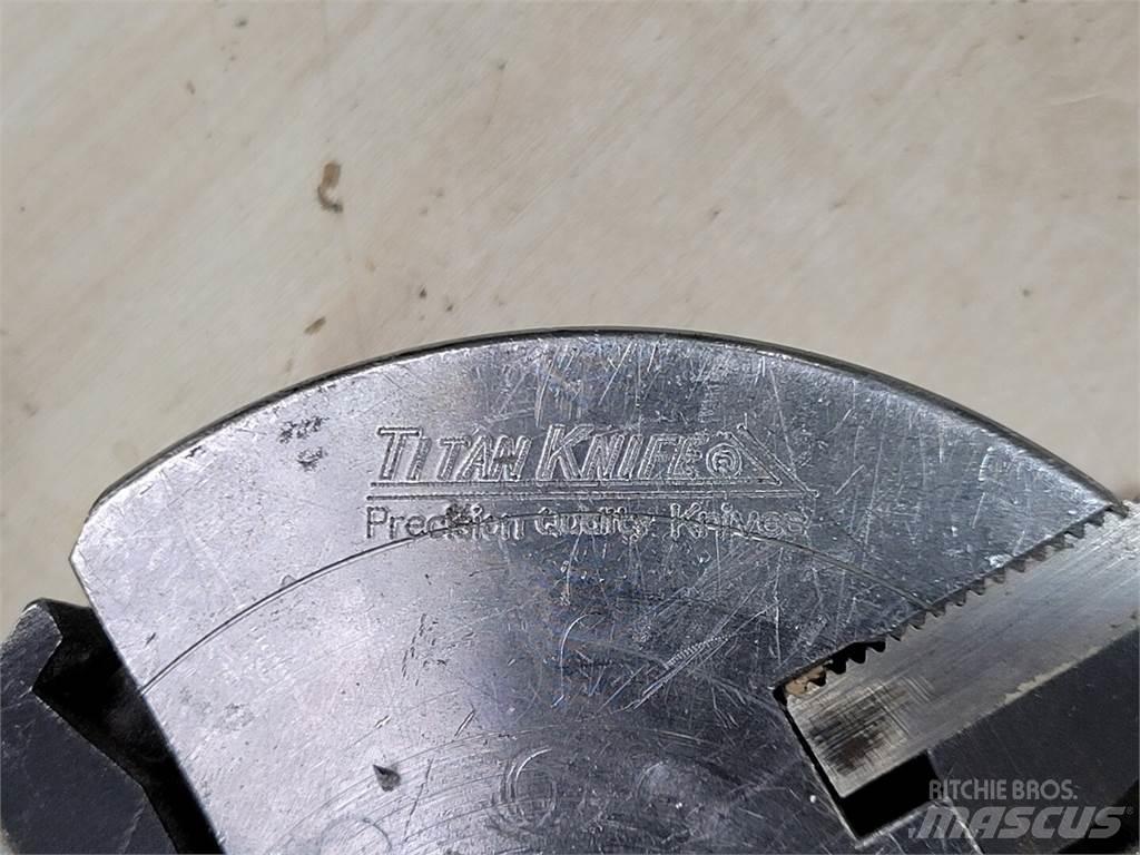 Titan KNIFE H01102022 건설 장비 - 기타