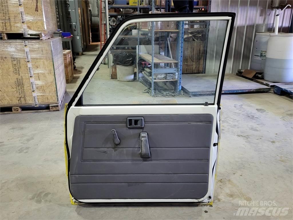 Toyota 67002-60500 다목적 장비