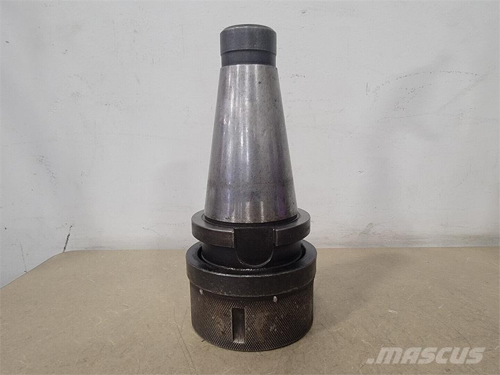 Universal ENGINEERING 건설 장비 - 기타