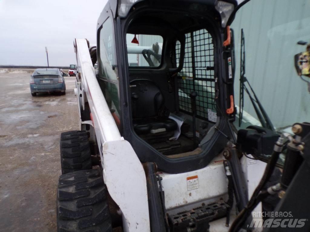 Bobcat S650  스키드로더