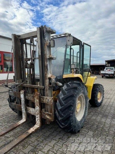 JCB 940-2 험지용 트럭