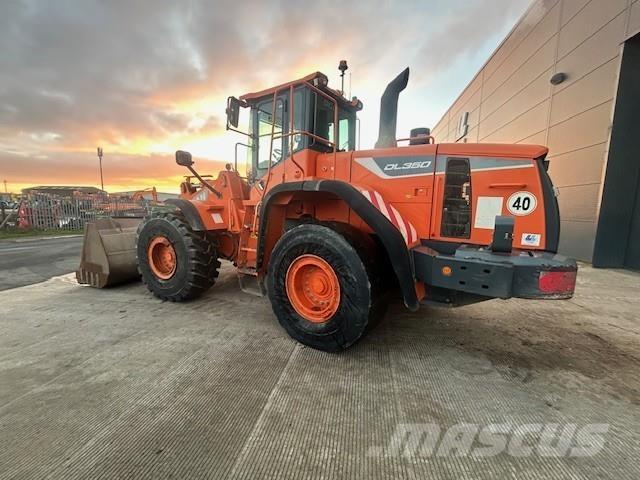 Develon DL350-5  휠로우더