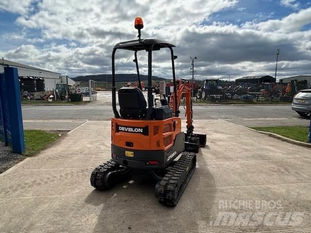 Develon DX20z-7 대형 굴삭기 29톤 이상
