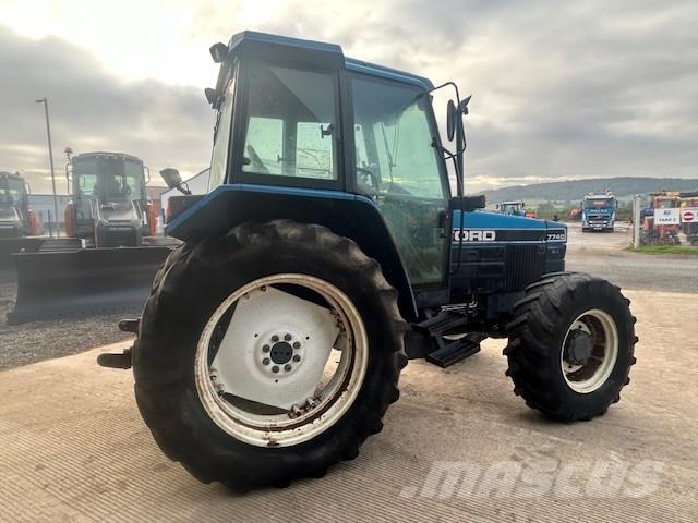 Ford 7740 트랙터