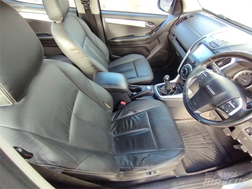 Isuzu D-Max 건설 장비 - 기타