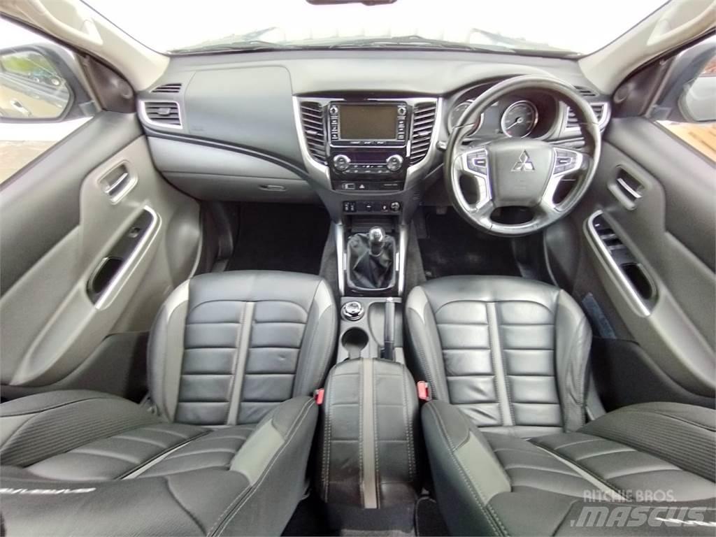 Mitsubishi L200 건설 장비 - 기타