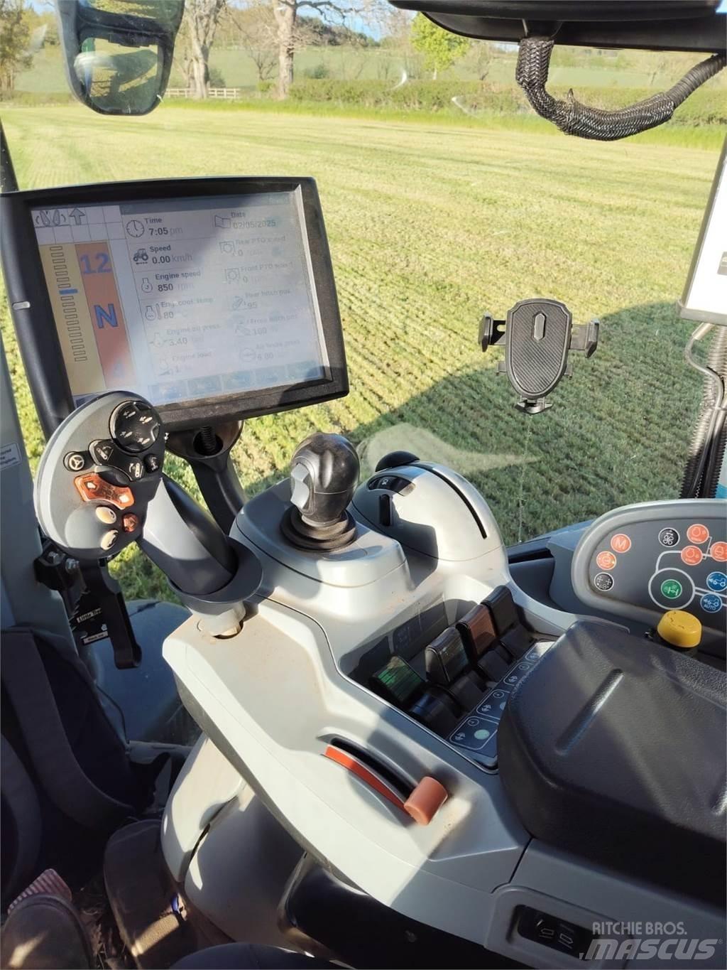 New Holland T7.190 트랙터