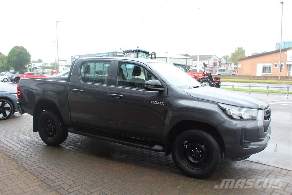 Toyota Hilux 픽업/드롭사이드