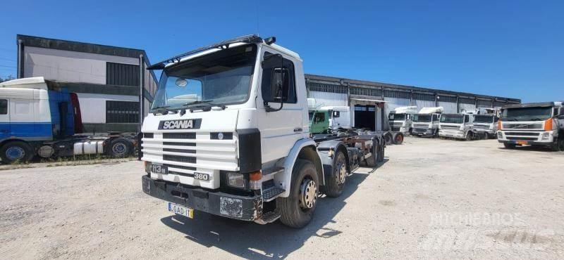 Scania 113M 360 새시 운전실 트럭