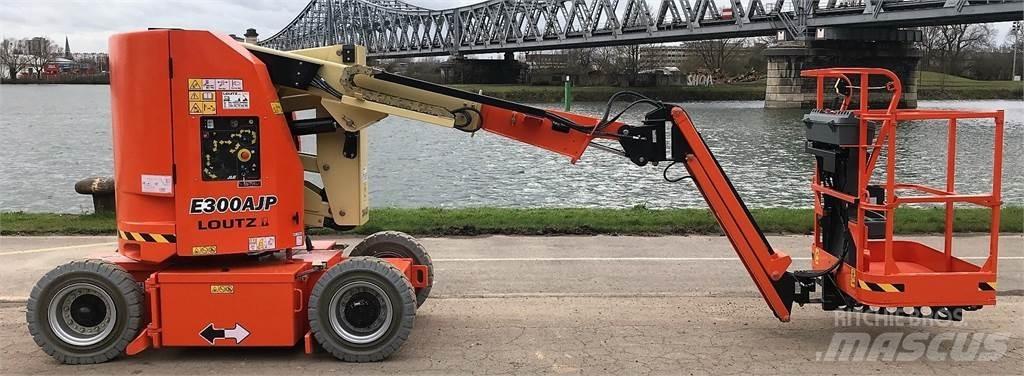 JLG E300AJP 기타 승강기와 플랫폼