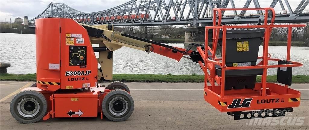 JLG E300AJP 기타 승강기와 플랫폼