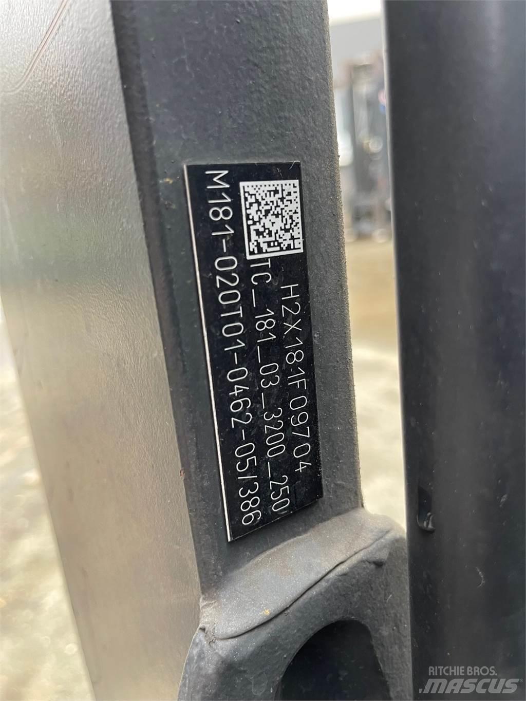 Linde E18-02 그 외 지게차