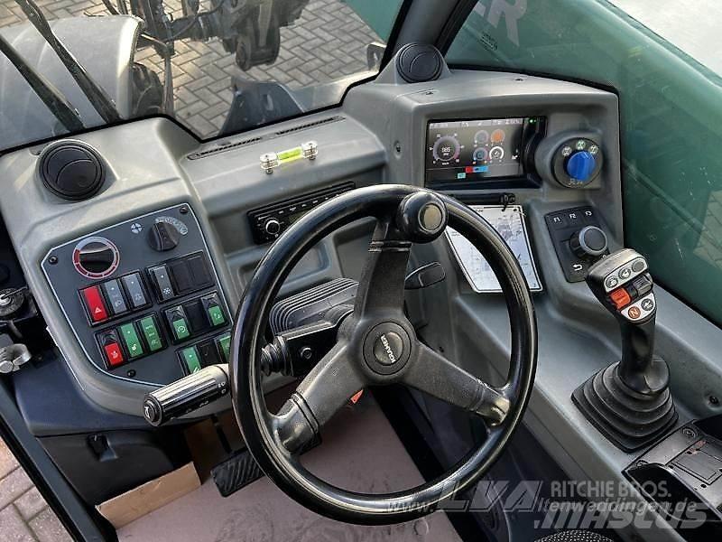Kramer KT357 텔러 핸들러