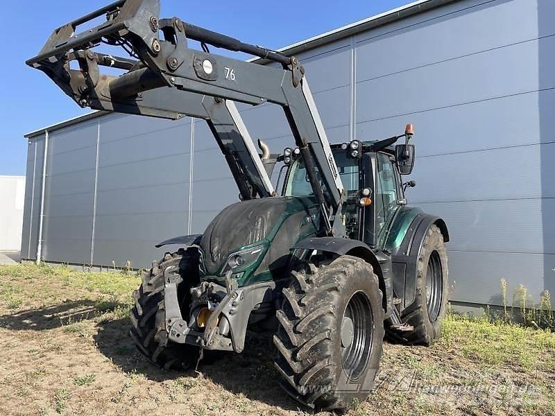 Valtra T174 트랙터