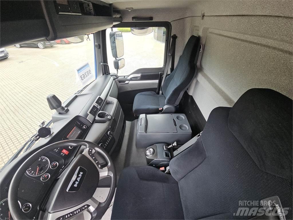 MAN TGM 18.290 탑차 트럭