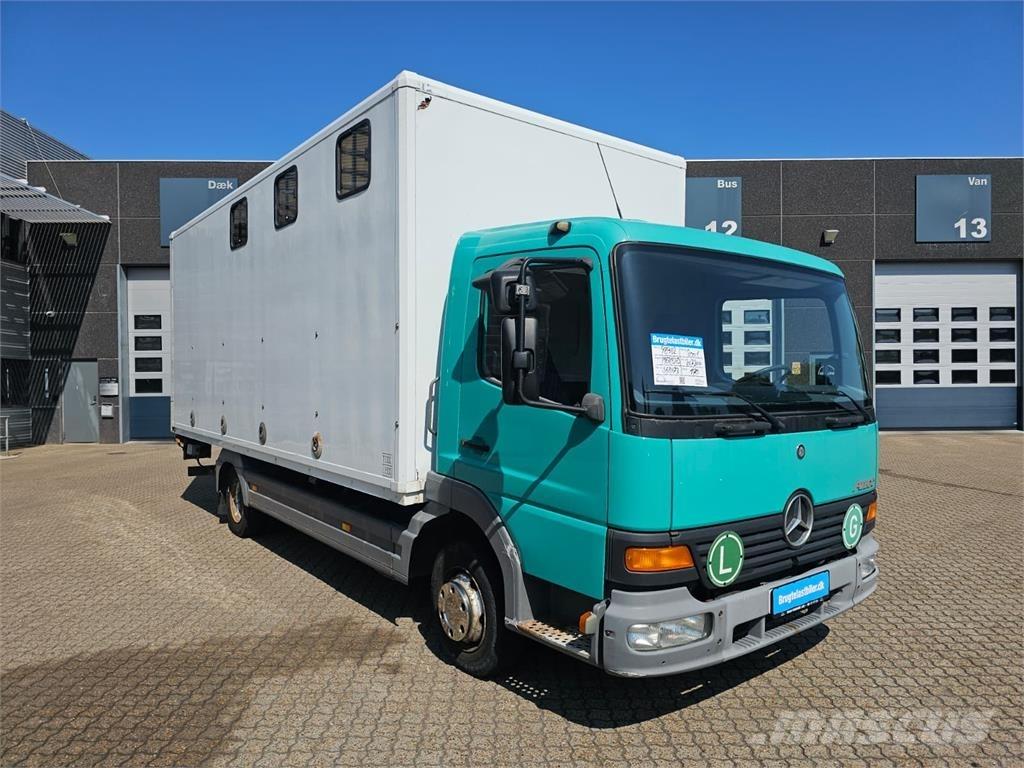 Mercedes-Benz Atego 817 가축 운반용 트럭