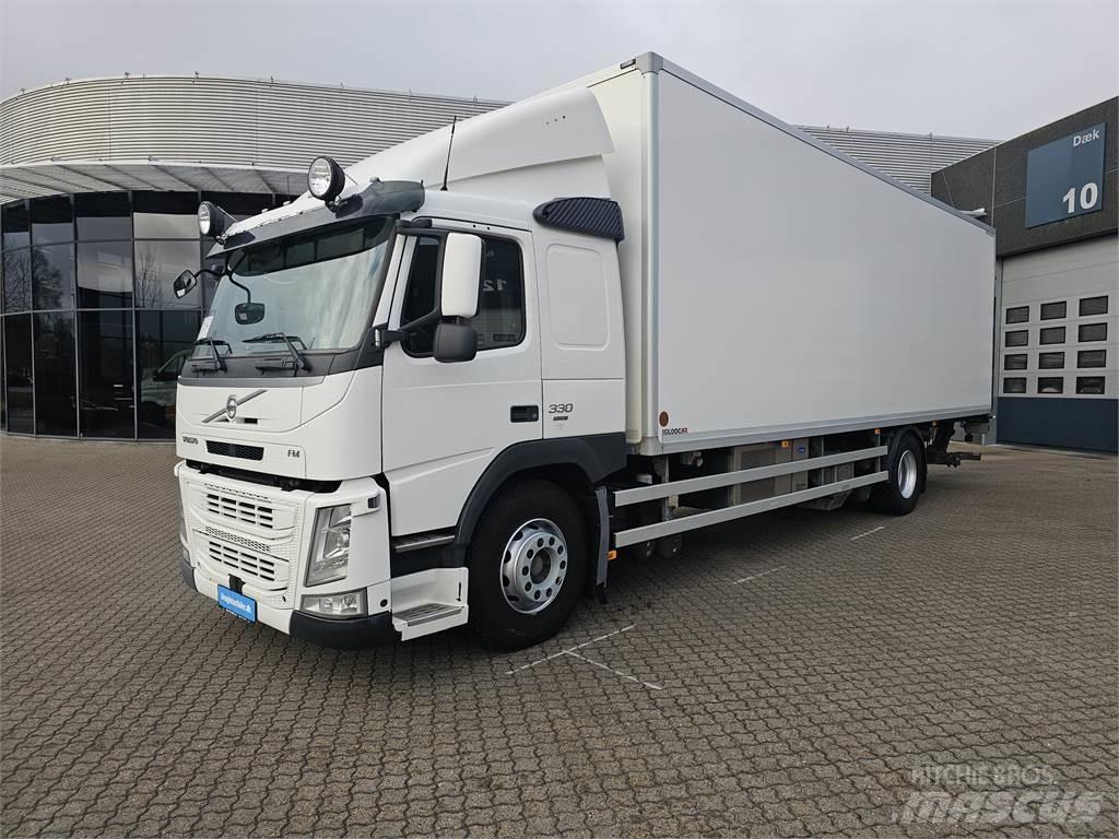 Volvo FM330 온도 조절식 트럭