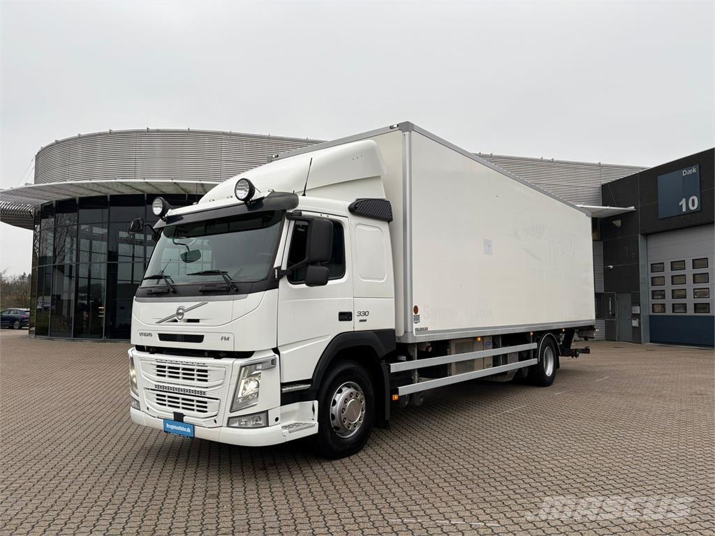 Volvo FM330 온도 조절식 트럭