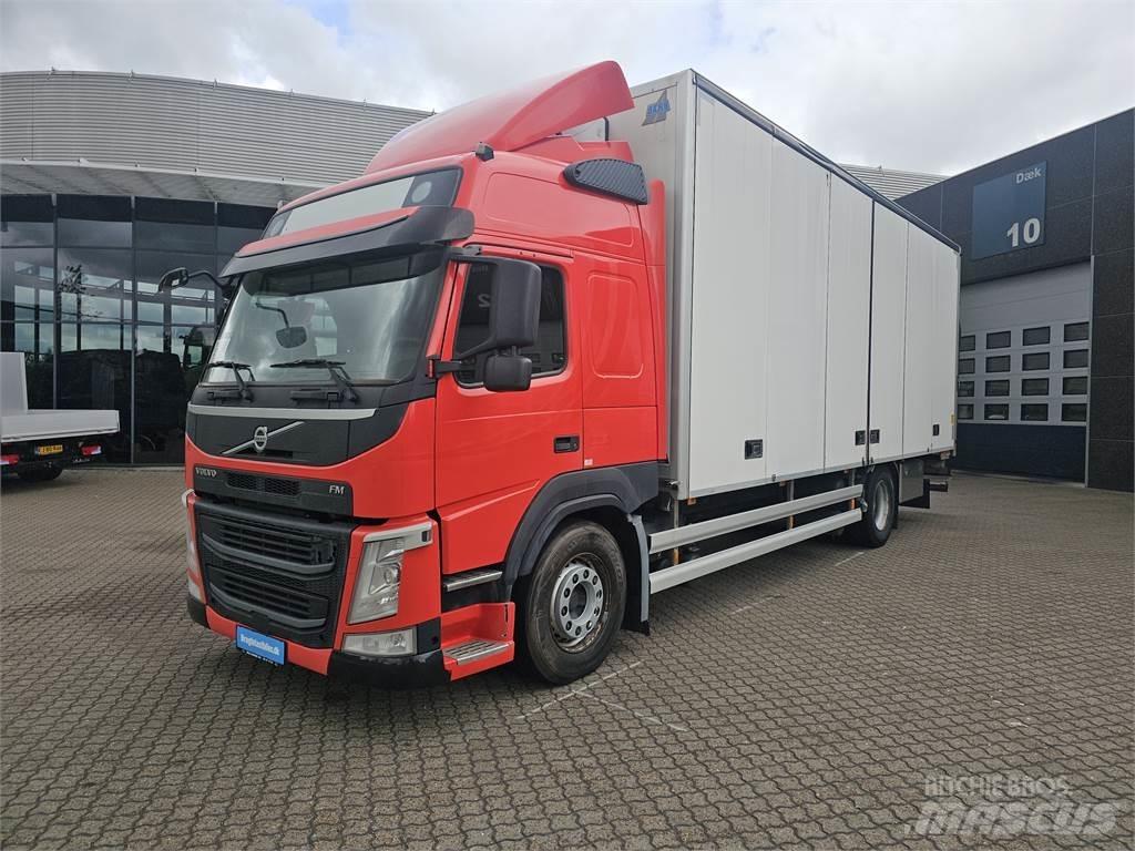 Volvo FM340 탑차 트럭