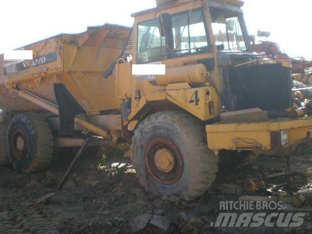 Volvo A25C 연결식 홀러