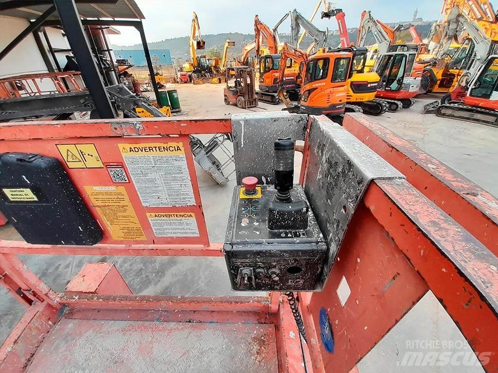 Genie GS2668RT 가위형 리프트