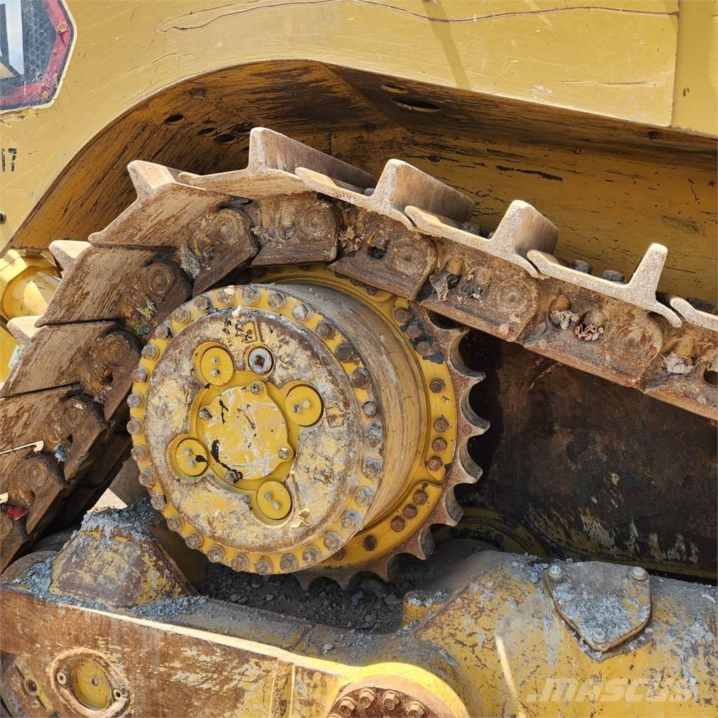 CAT D8T WH 크롤러 도저