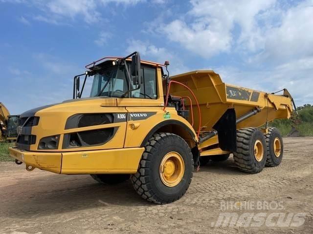 Volvo A30G 연결식 홀러