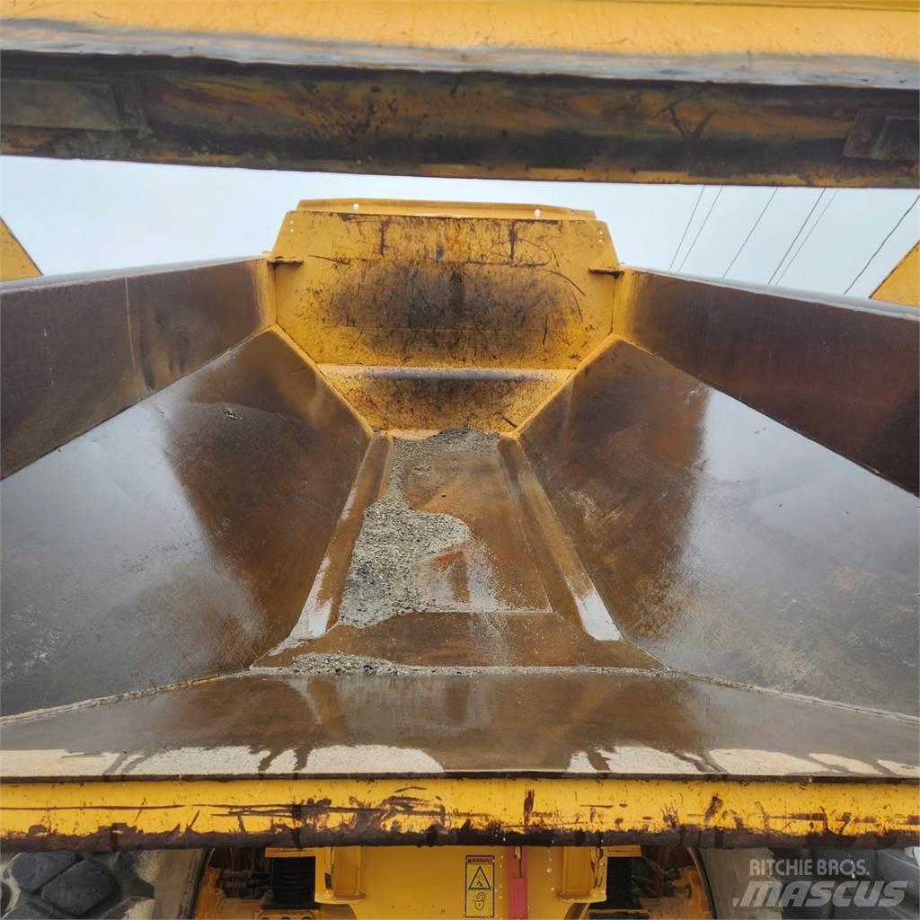 Volvo A30G 연결식 홀러